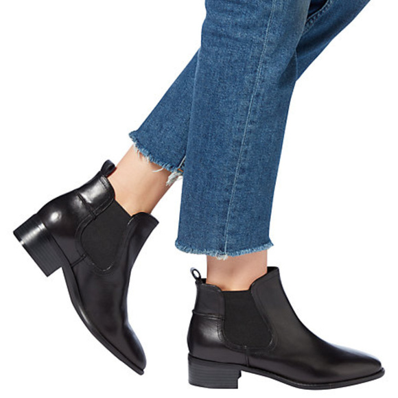 Steve Madden Shoes - STEVE MADDEN Leather Ankle Booties